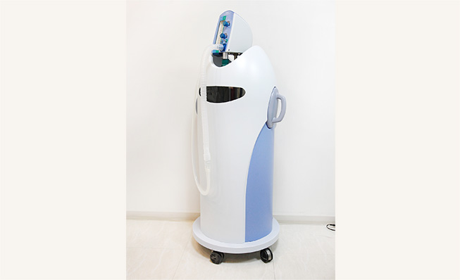 笑気吸入鎮静器